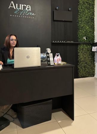Aura d'Alma Massoterapia e Presentes